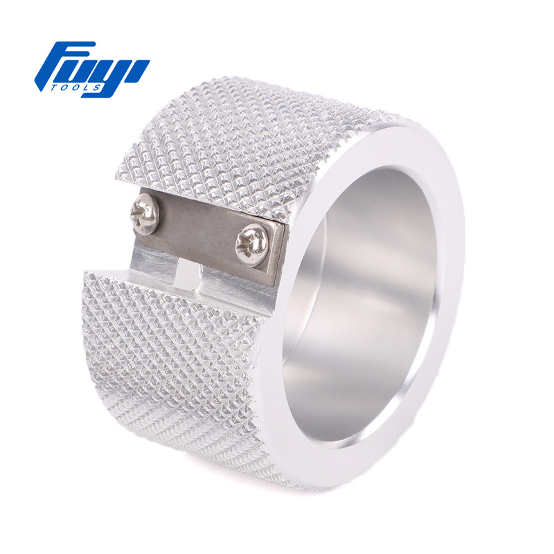 Metrické nástroje na zrážanie hrán ocele